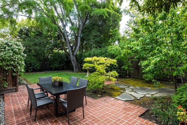 1880 Fulton Street, Palo Alto, CA 94303