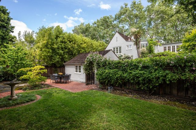 1880 Fulton Street, Palo Alto, CA 94303