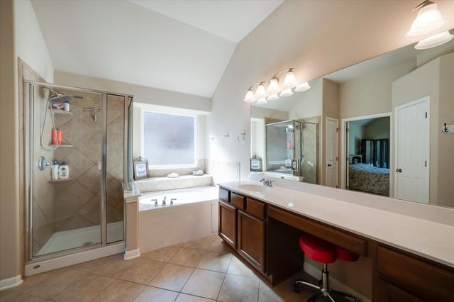 13717 Long Shadow DR, Manor, TX 78653