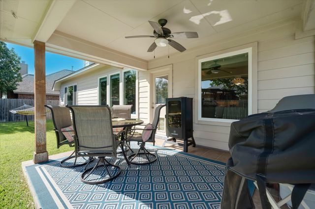 13717 Long Shadow DR, Manor, TX 78653
