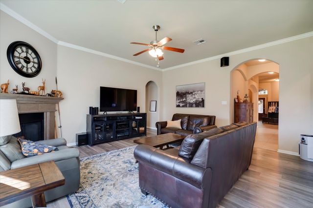 13717 Long Shadow DR, Manor, TX 78653
