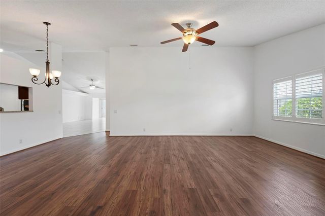 5368 KELLY DRIVE 17, Sarasota, FL 34233