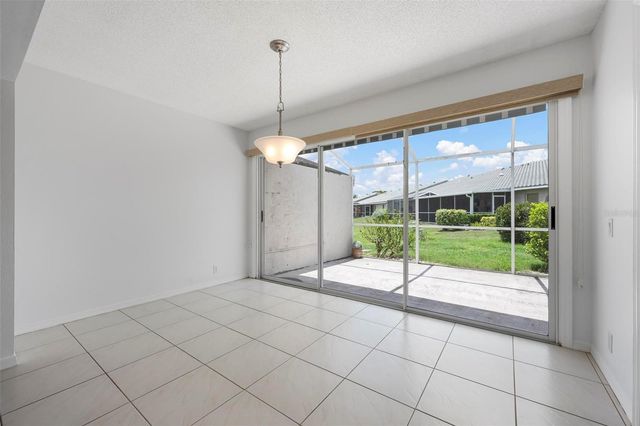 5368 KELLY DRIVE 17, Sarasota, FL 34233