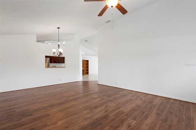 5368 KELLY DRIVE 17, Sarasota, FL 34233