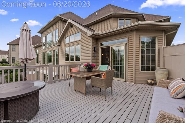 595 Ridge Point Drive, Dundee Village, MI 48131