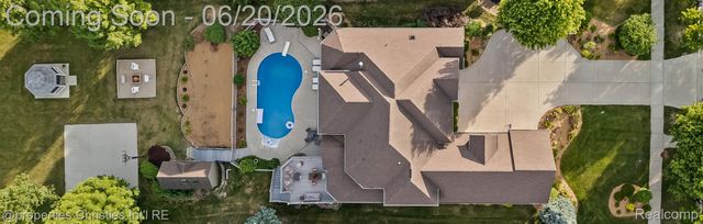 595 Ridge Point Drive, Dundee Village, MI 48131