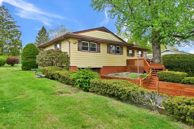 93 Fairmont Road, Mahopac, NY 10541