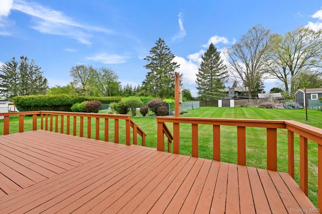 93 Fairmont Road, Mahopac, NY 10541