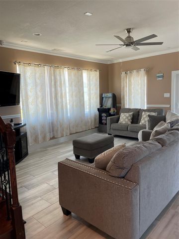 22903 Miramar Drive, Galveston, TX 77554