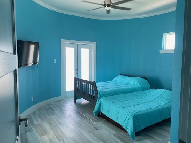 22903 Miramar Drive, Galveston, TX 77554