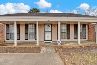 385 N Lake Shore Drive, Southaven, MS 38671