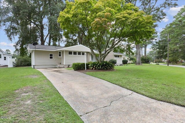 1216 Stockton Road, Kinston, NC 28504