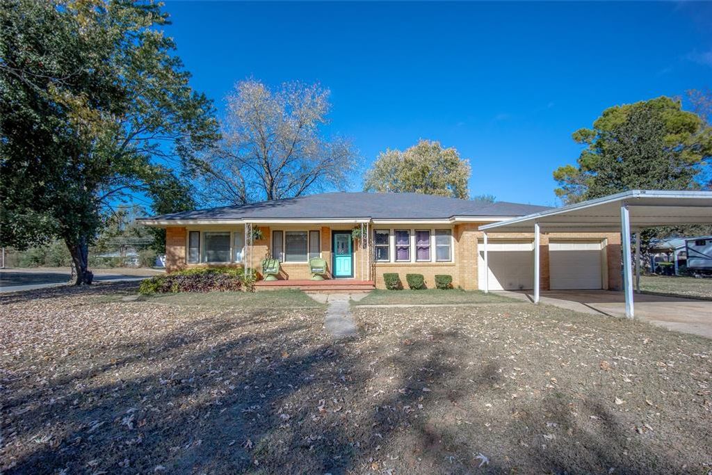 501 E Almond Street, Lexington, OK 73051