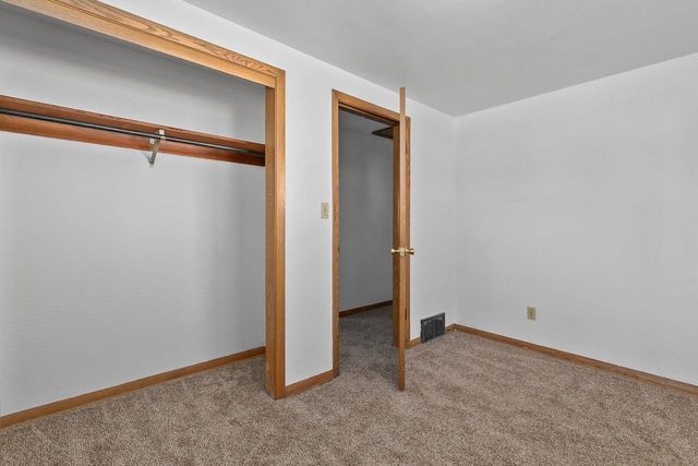 980 8TH STREET, Menasha, WI 54952