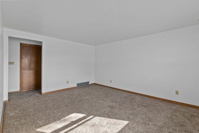 980 8TH STREET, Menasha, WI 54952