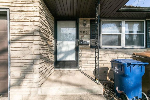 980 8TH STREET, Menasha, WI 54952