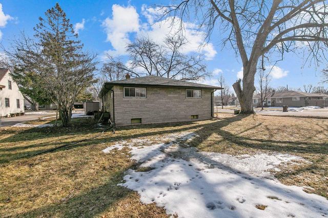 980 8TH STREET, Menasha, WI 54952