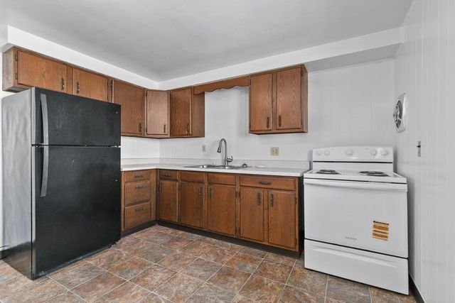 980 8TH STREET, Menasha, WI 54952