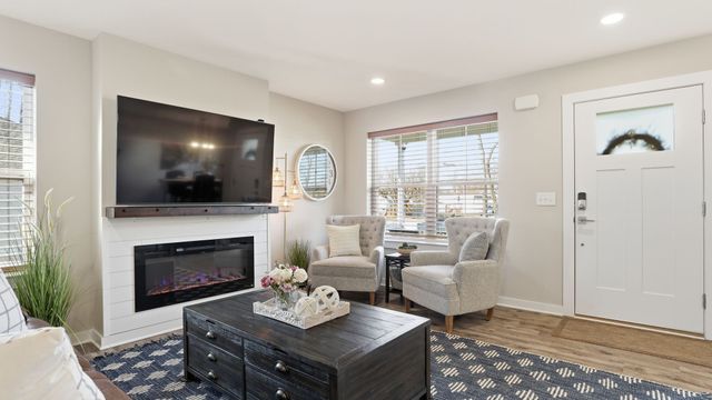 87 Hickerson St, Old Hickory, TN 37138