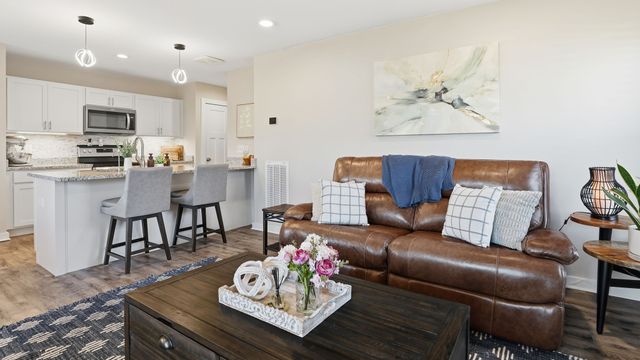 87 Hickerson St, Old Hickory, TN 37138