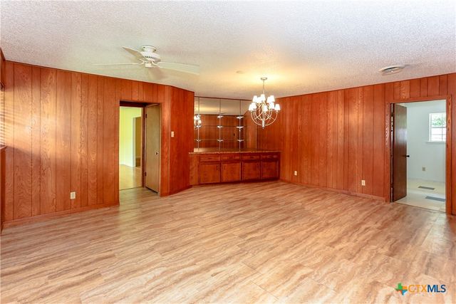 206 Arrowhead Drive, Harker Heights, TX 76548