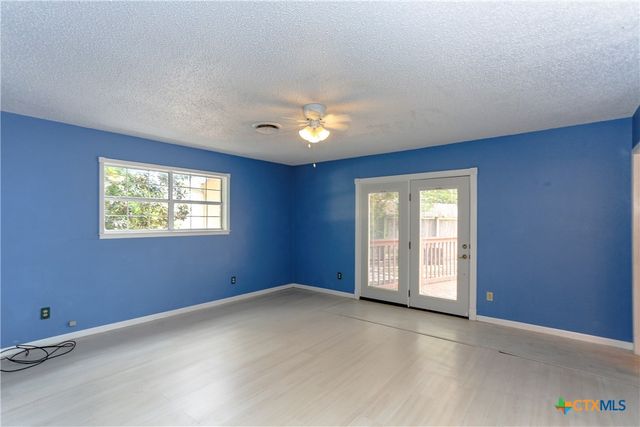 206 Arrowhead Drive, Harker Heights, TX 76548