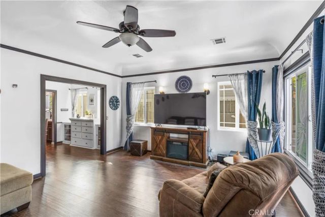 3269 Fay, Los Angeles, CA 90034