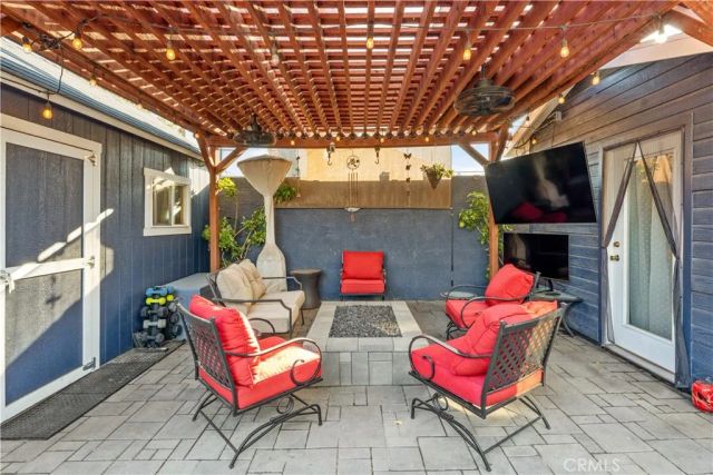 3269 Fay, Los Angeles, CA 90034