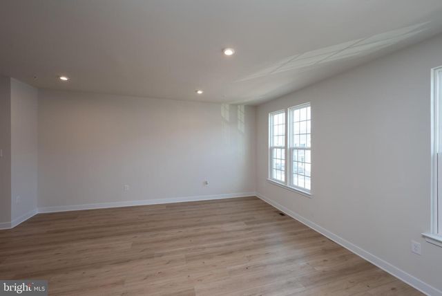 121 CHASE LN, Gilbertsville, PA 19525