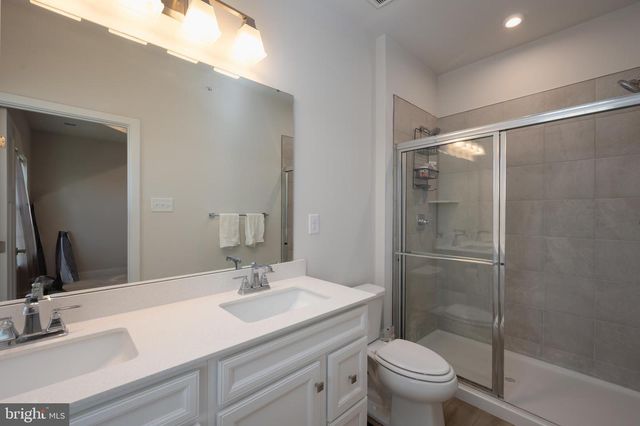 121 CHASE LN, Gilbertsville, PA 19525