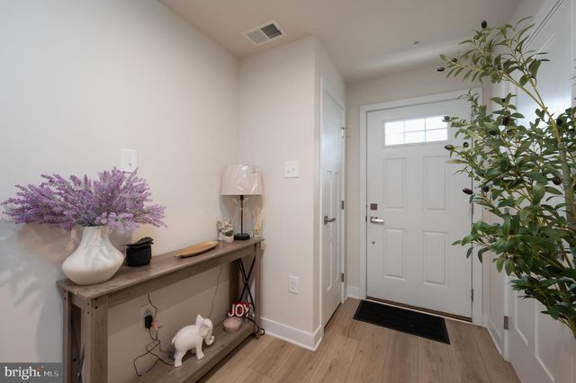 121 CHASE LN, Gilbertsville, PA 19525