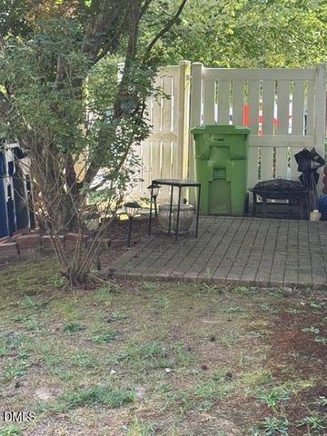 1617 Beacon Valley Drive, Raleigh, NC 27604