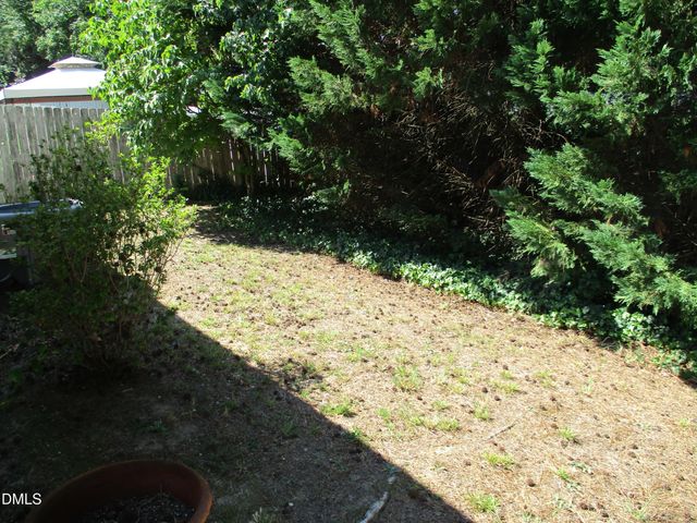 1617 Beacon Valley Drive, Raleigh, NC 27604
