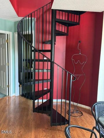 1617 Beacon Valley Drive, Raleigh, NC 27604