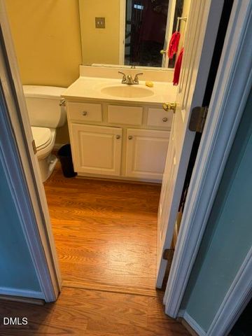 1617 Beacon Valley Drive, Raleigh, NC 27604