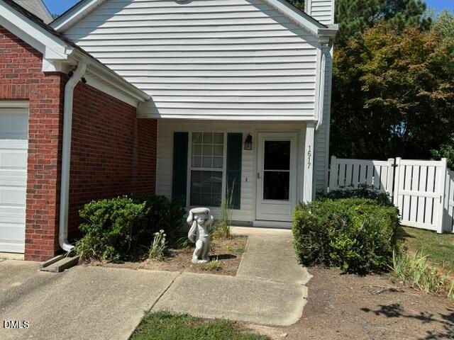 1617 Beacon Valley Drive, Raleigh, NC 27604