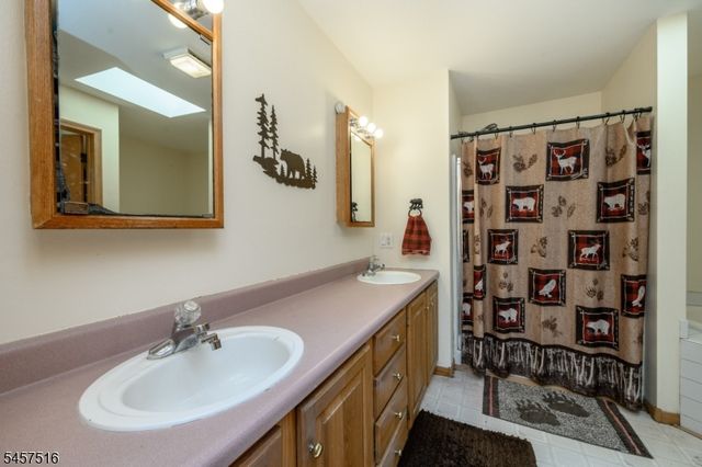 34 Highland Ave, Green Twp., NJ 07821