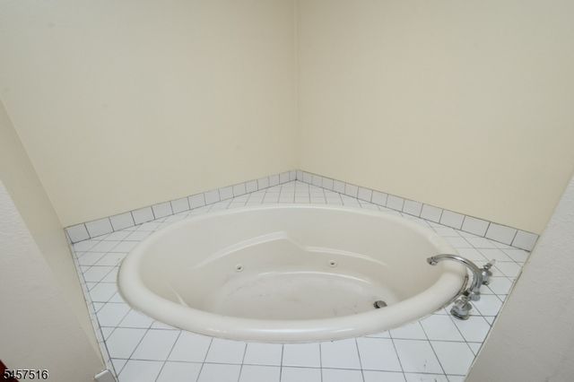 34 Highland Ave, Green Twp., NJ 07821