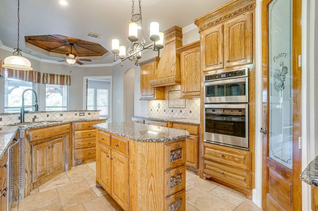 9549 Dickson Road, Fort Worth, TX 76179