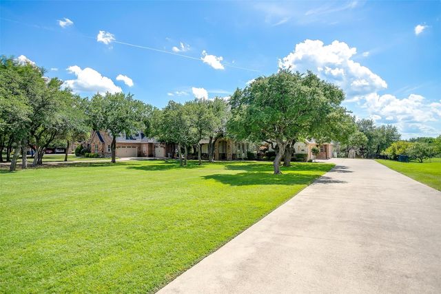 9549 Dickson Road, Fort Worth, TX 76179