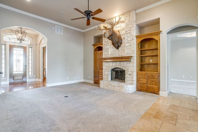 9549 Dickson Road, Fort Worth, TX 76179