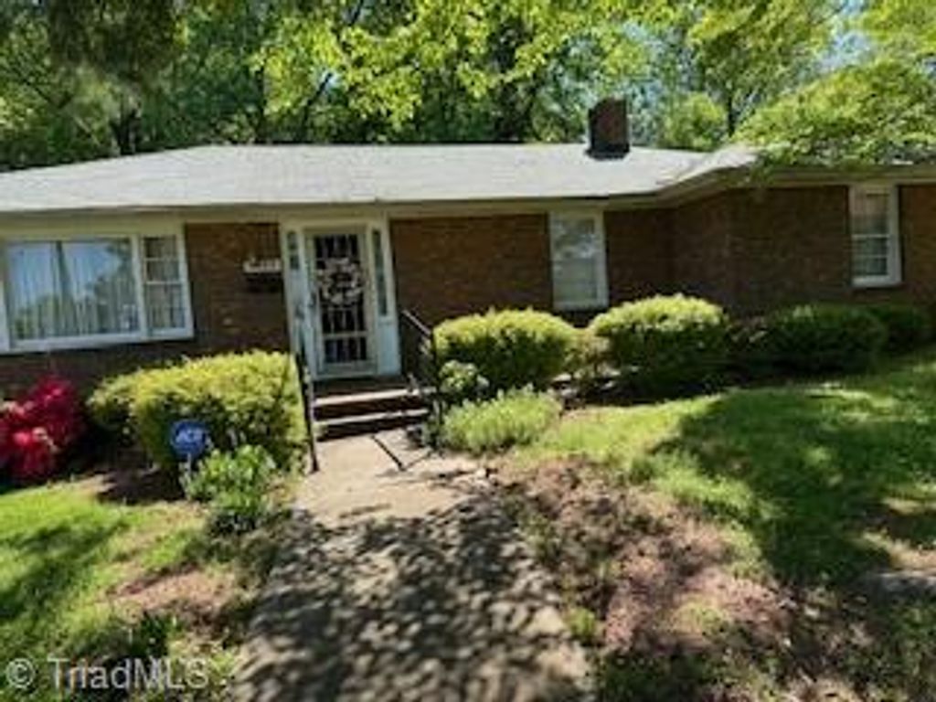 2429 Pickford Court, Winston-salem, NC 27101