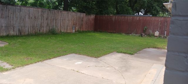 1302 Elby, Irving, TX 75061