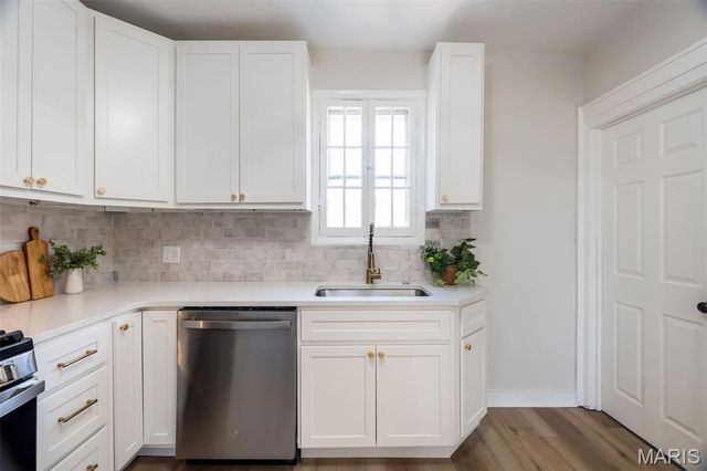 1257 Hafner Place, University City, MO 63130