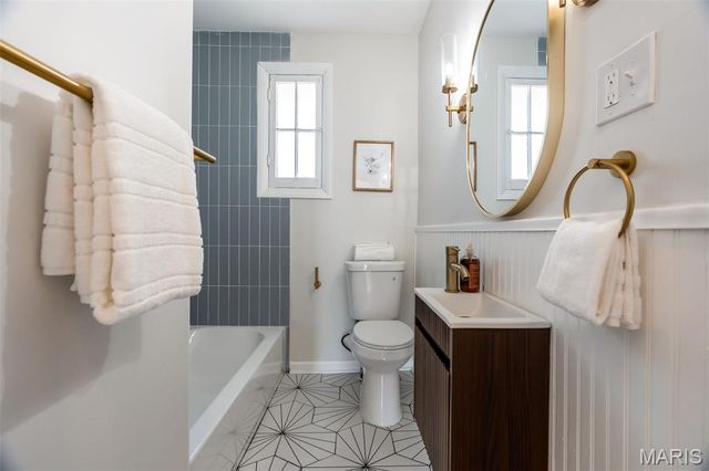 1257 Hafner Place, University City, MO 63130