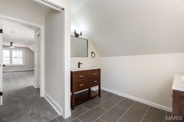 1257 Hafner Place, University City, MO 63130