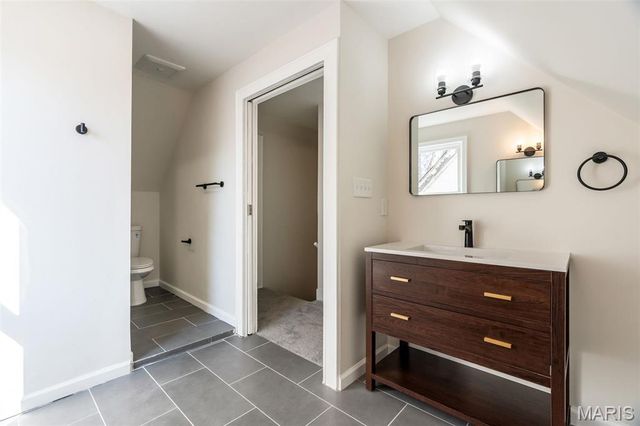 1257 Hafner Place, University City, MO 63130