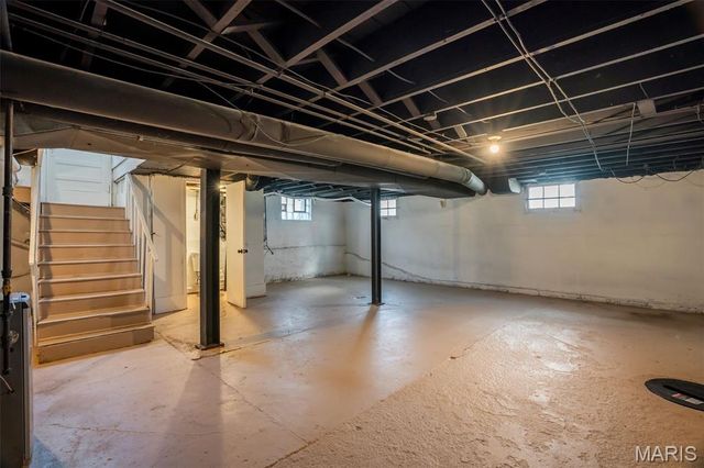 1257 Hafner Place, University City, MO 63130