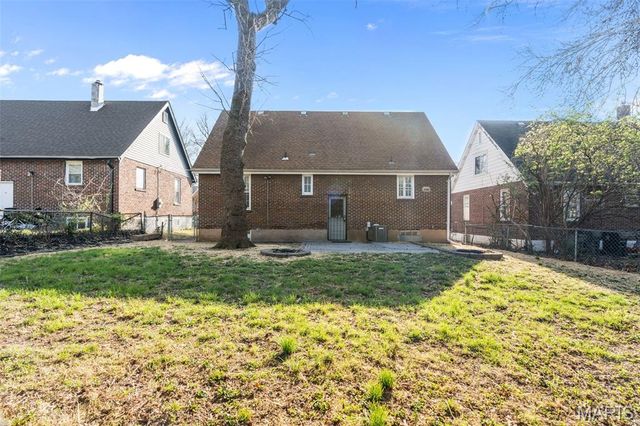 1257 Hafner Place, University City, MO 63130
