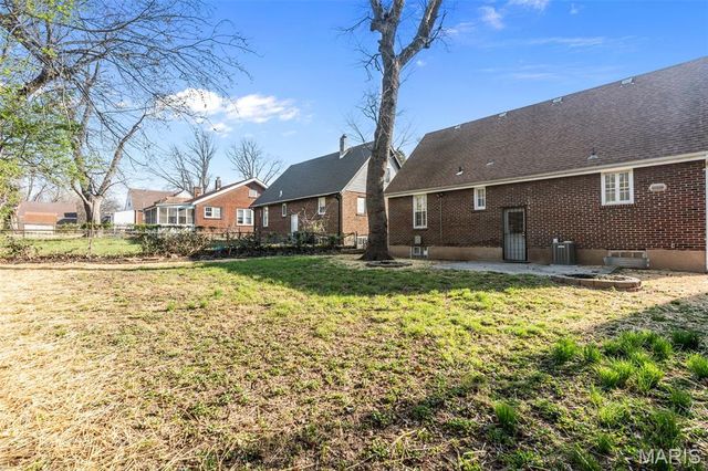1257 Hafner Place, University City, MO 63130